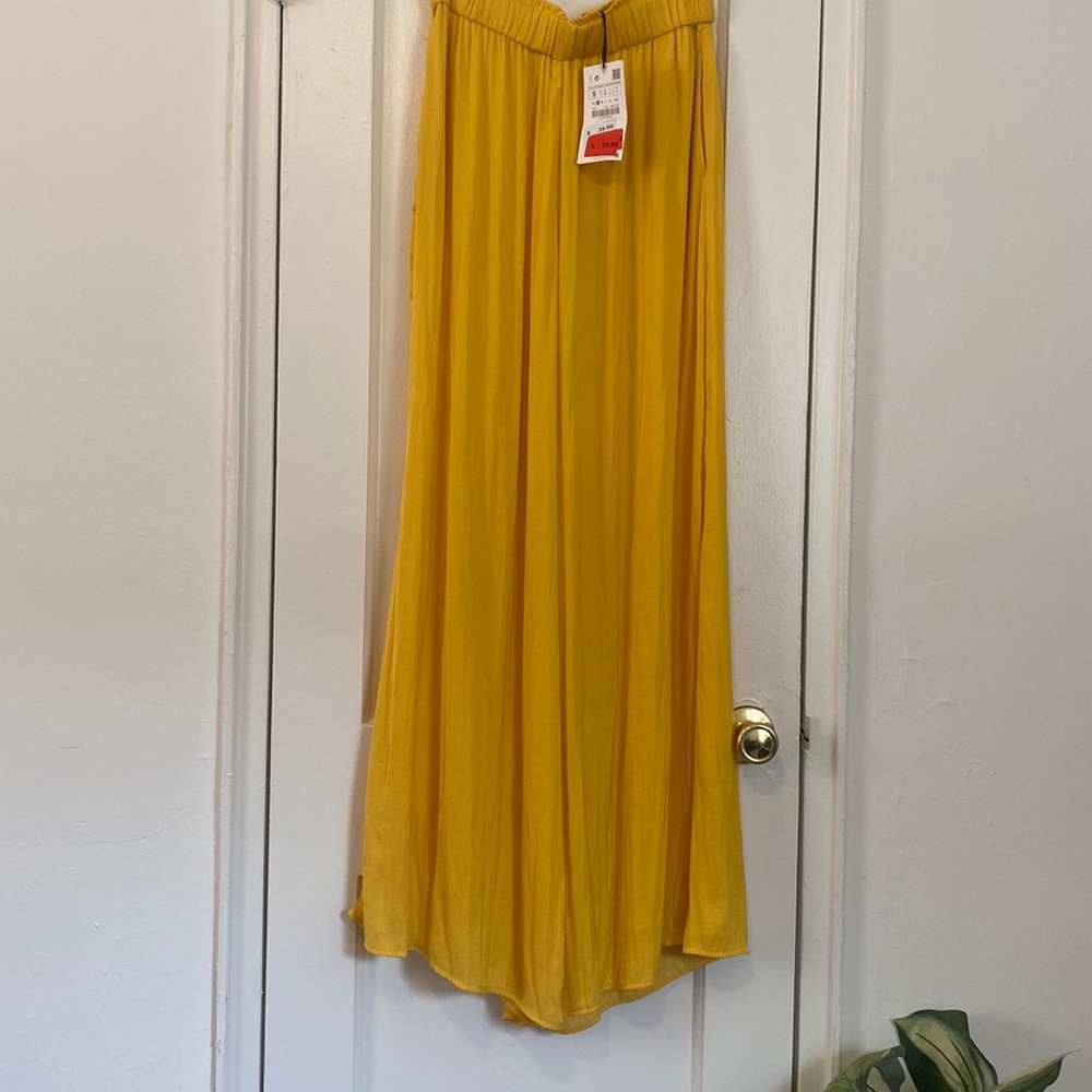 ZARA wide leg pants (NEVER WORN)